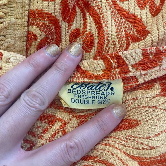 Vintage Bates Double Size Bedspread Fringe MCM Spanish Orange Damask 60s 70s - Picture 2 of 6